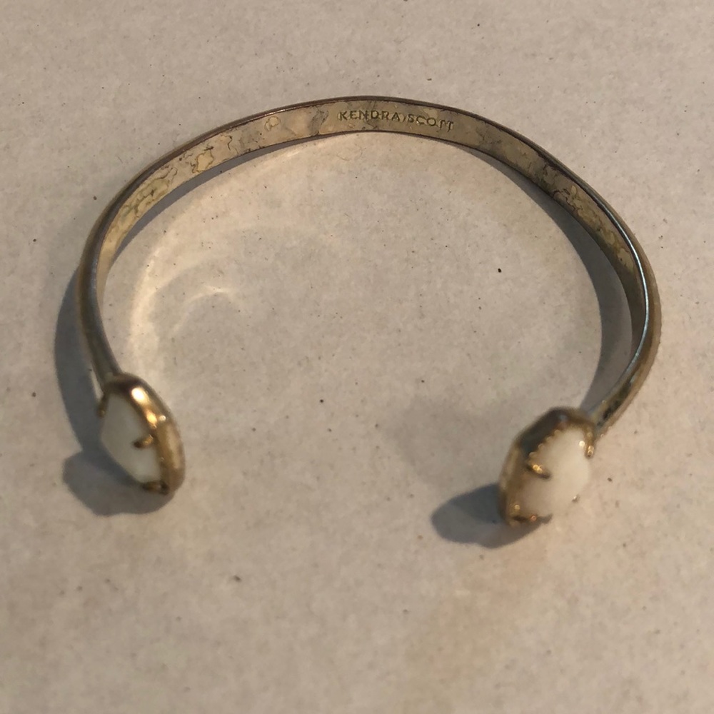 KENDRA SCOTT BRACELET